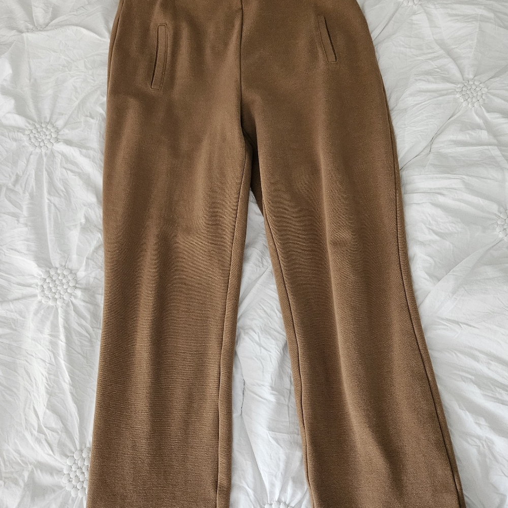 Chicos Pull On Dress Pants Size .5